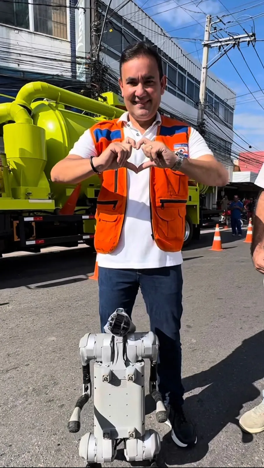 Gustavo Carmo recebe título de “Prefeito Inovador 2026” durante Fórum de Cidades Digitais e Inteligentes