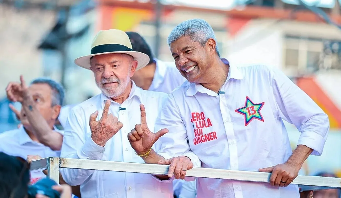 Real Time/TV Record: Na Bahia, Lula tem 61% das intenções de voto contra 24% de Flávio Bolsonaro
